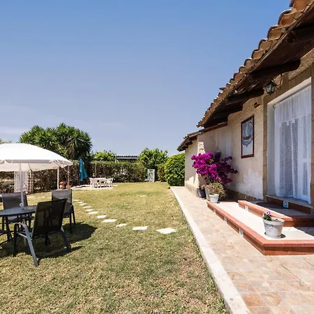 Apartmanhotel Alle Riserve Vendicari 3*