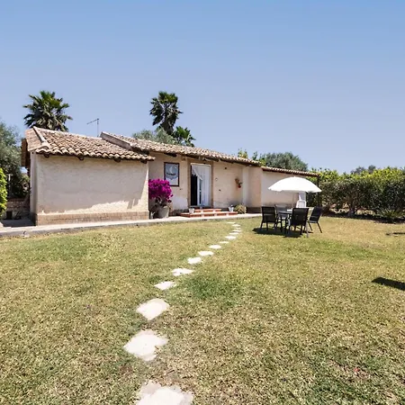 Aparthotel Alle Riserve Vendicari 3*